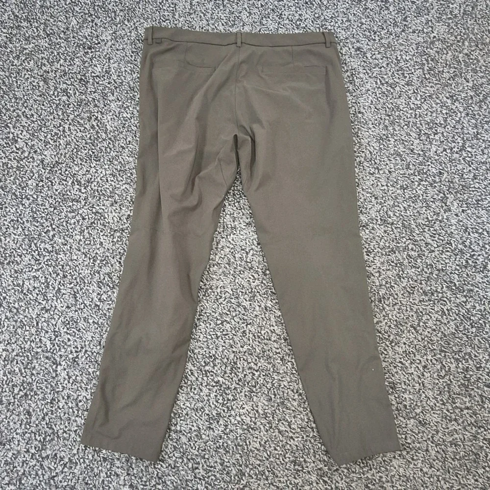 Lululemon Commission Pant Slim Mens 40x31 Warpstreme‎ Chino Green